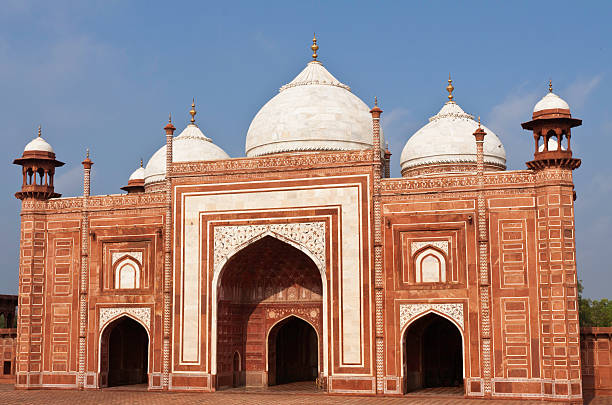 istock Masjid Mosque at the Taj Mahal, India 185308630