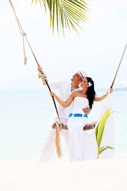 istock Beautiful couple and the swing. 185310828