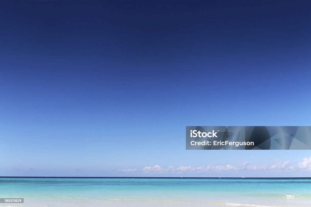 Dziewiczej tropikalnej plaży - Zbiór zdjęć royalty-free (Bez ludzi)