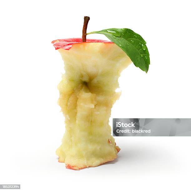 Mangiare Mela Rossa - Fotografie stock e altre immagini di Torsolo di mela - Torsolo di mela, Sfondo bianco, Mela