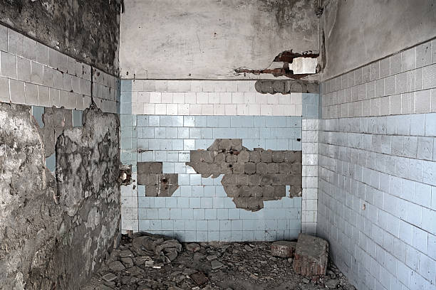 Destroyed Room Old Destroyed Room. schutt stock pictures, royalty-free photos & images