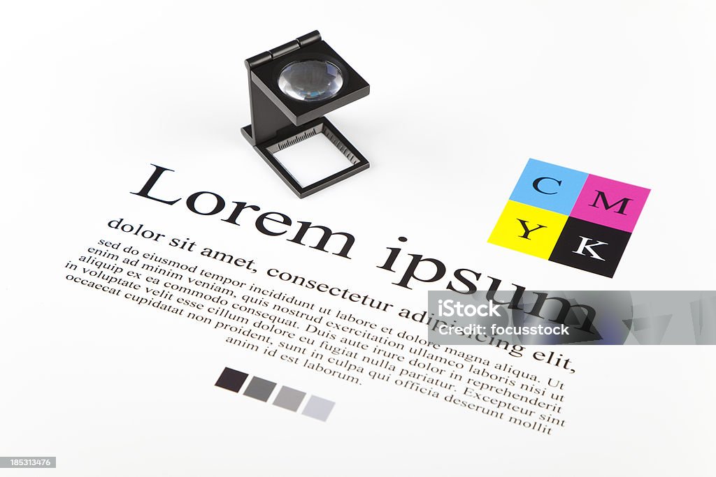 Guia de cor CMYK e lorem ipsum texto - Foto de stock de Texto Datilografado royalty-free