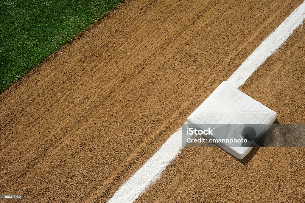 野球またはソフトボール内野、3 ベースとファウルライン - 野球のロイヤリティフリーストックフォト