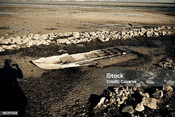 Foto de Naufrágio No Mar Restng e mais fotos de stock de Abandonado - Abandonado, Agricultura, Antigo