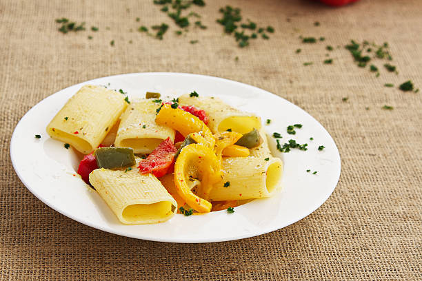 Fusilli pasta with zucchini and paprika