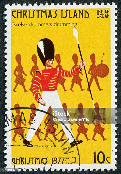 Двенадцать Drummers Drumming Печать — стоковые фотографии и другие картинки Почтовая марка - Почтовая марка, Почта, 1977