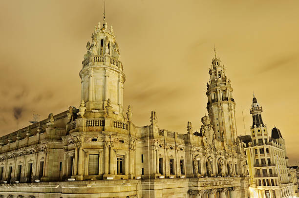 istock Post Office building in central Barcelona 185318369