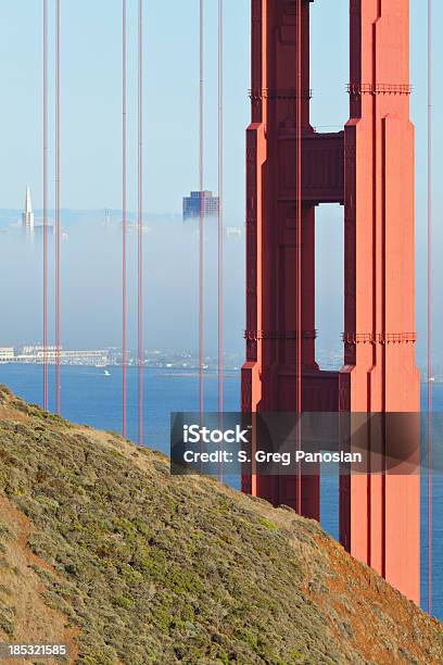 Foto de Ponte Golden Gate e mais fotos de stock de Arquitetura - Arquitetura, Califórnia, Cidade