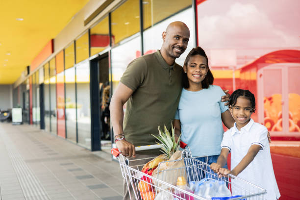 istock Happy family grocery shopping 1853227885