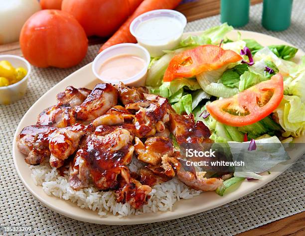 Foto de Combinação De Frango Teriyaki e mais fotos de stock de Frango Teriyaki - Frango Teriyaki, Prato, Salada