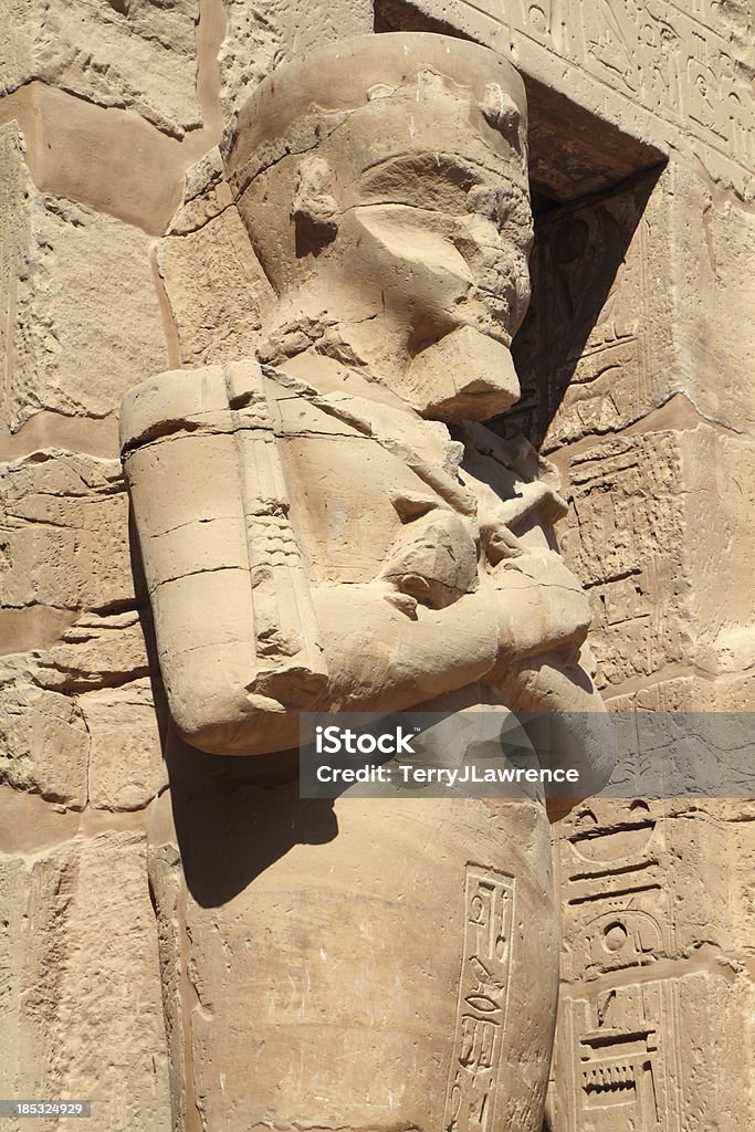 Osiride Statue de Ramesses III, Temple de Karnak, à Louxor, Égypte - Photo de Afrique libre de droits