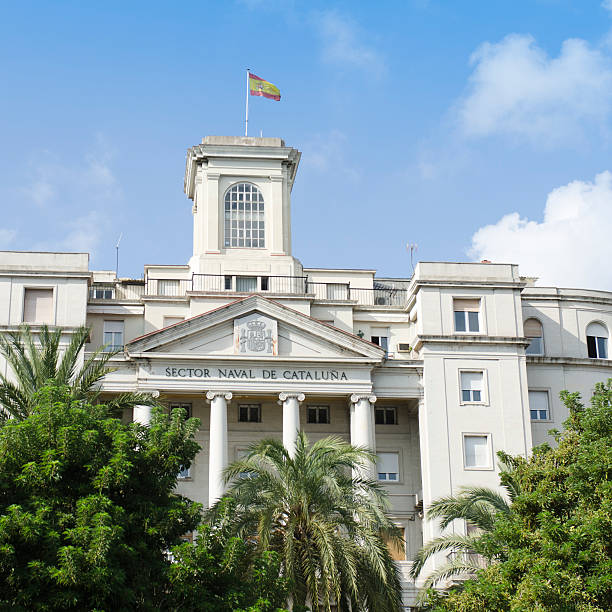 istock Sector Naval de Catalunya - Public building 185325947
