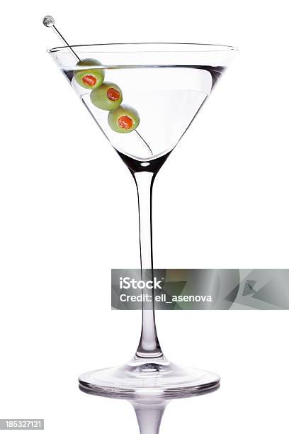 Martini - Fotografias de stock e mais imagens de Martini - Martini, Figura para recortar, Copo de Martini