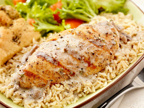 istock Grilled Chicken in a Mushroom Sauce 185327329