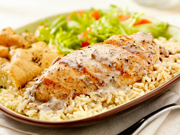 istock Grilled Chicken in a Mushroom Sauce 185328526