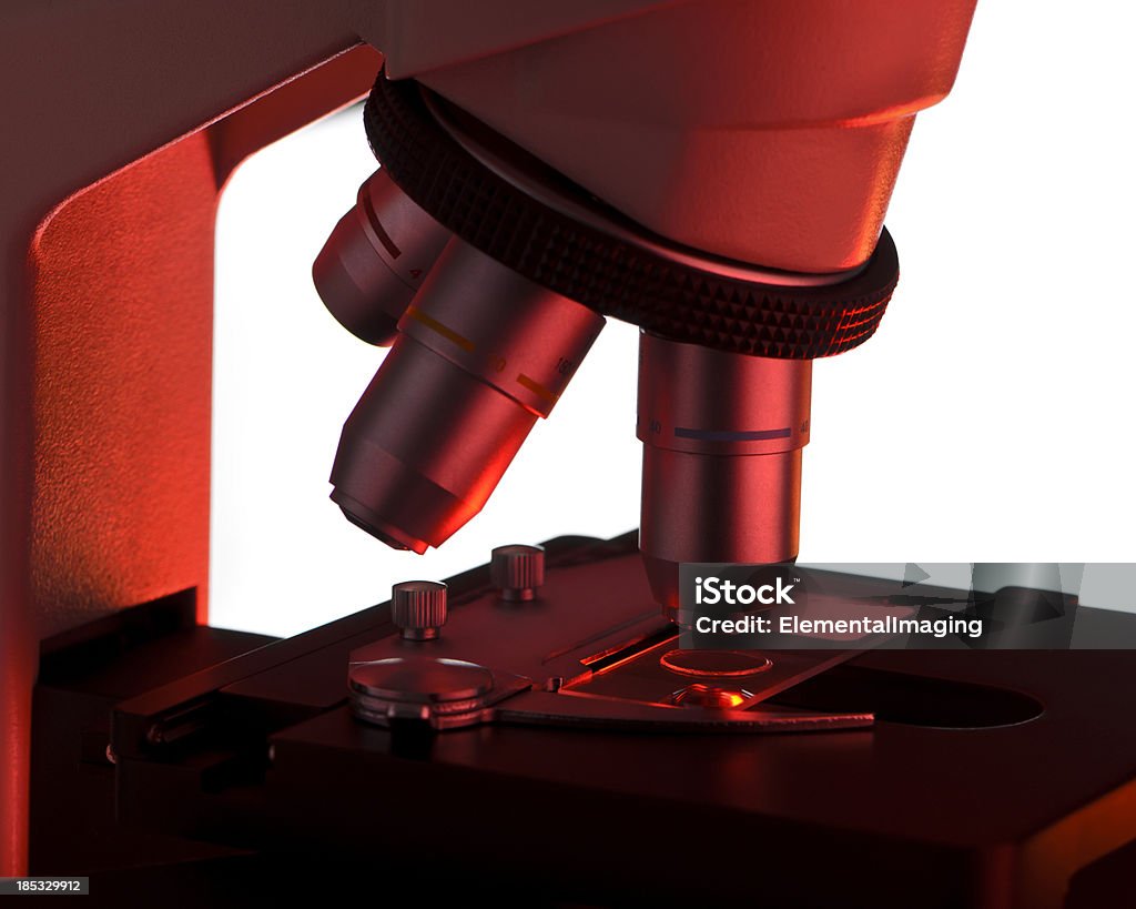Микроскоп цель слайд и стадии, крупным планом, изолированных с Обтравка - Стоковые фото Анализировать роялти-фри