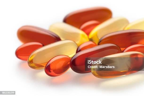 Photo libre de droit de Gel Compléments De Vitamines Sur Blanc banque d'images et plus d'images libres de droit de Antioxydant - Antioxydant, Beauté, Complément vitaminé