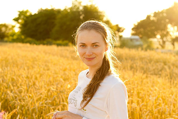 istock Spring portrait beautiful woman 185332079