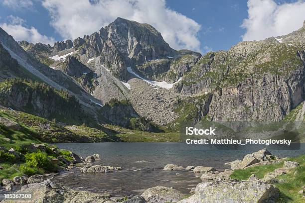 Parque Nacional Do Lago De Montanha Dos Pirenéus França - Fotografias de stock e mais imagens de Ao Ar Livre