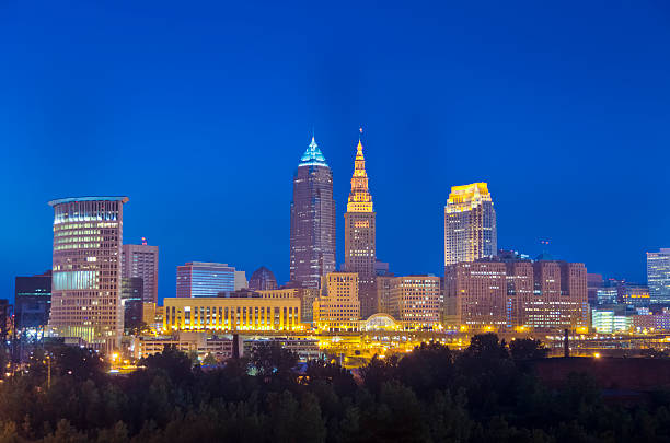 istock Cleveland Buildings Lit after Nightfall 185406181