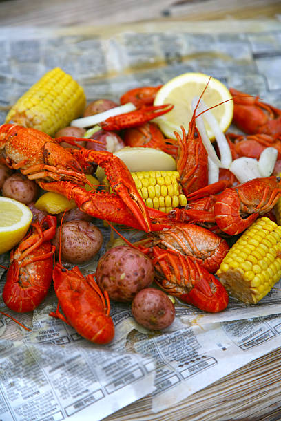 langusty wrzeć - crayfish new orleans cajun food louisiana zdjęcia i obrazy z banku zdjęć
