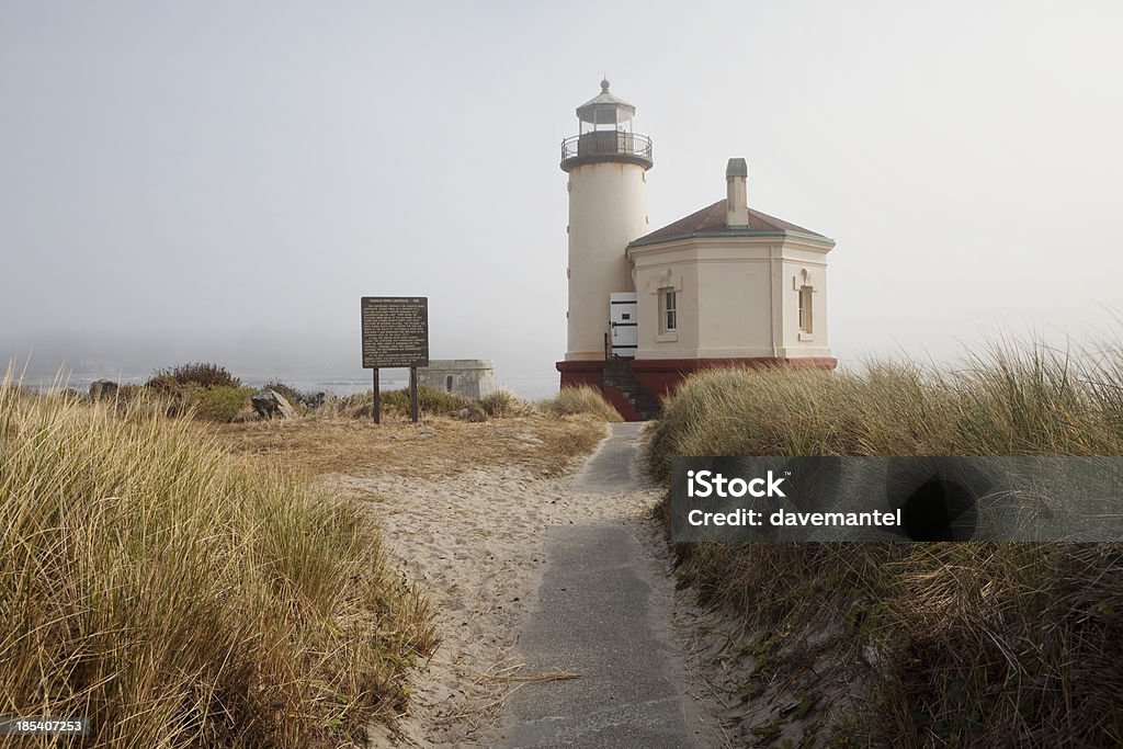 Faro sul fiume Coquille - Foto stock royalty-free di Ambientazione esterna