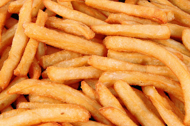 istock French Fries under heat lamp 185408863
