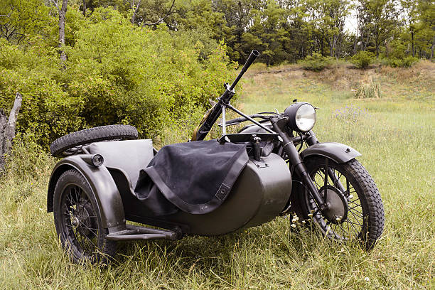 istock Motorbike with a machine gun 185423802