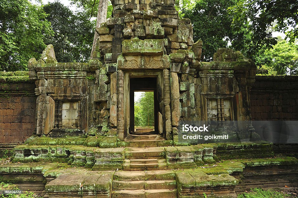 Angkor antigo templo de Angkor Thom no Camboja - Foto de stock de Angkor royalty-free