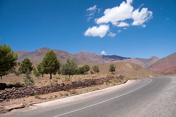 istock Tizi n'Tichka pass-4 185426667