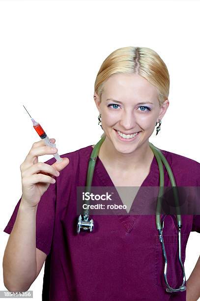 Médico Com Seringa - Fotografias de stock e mais imagens de Antídoto - Antídoto, Ciência, Cuidados de Saúde e Medicina