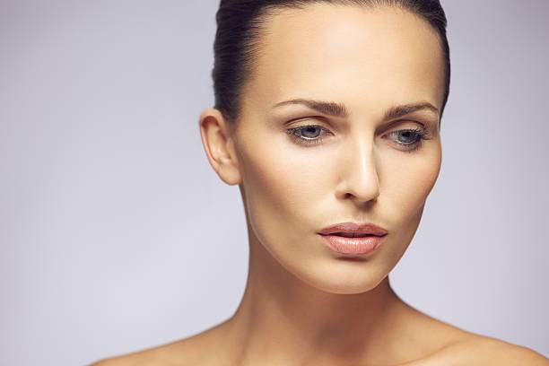 istock Studio shot of a gorgeous brunette 185465332