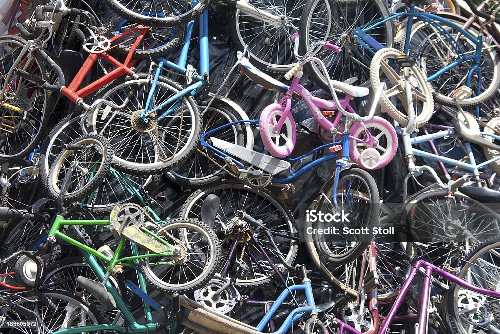 Pila de bicicleta - Foto de stock de Bicicleta libre de derechos