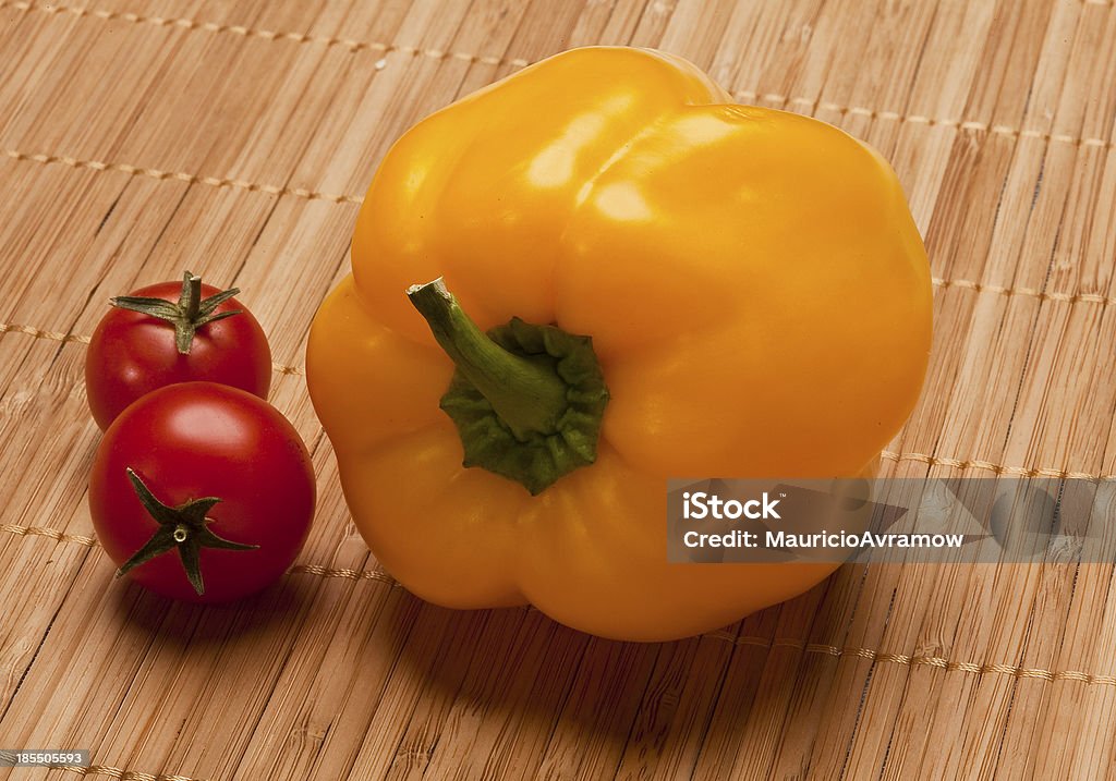 Tomaten und Paprika - Lizenzfrei Fotografie Stock-Foto
