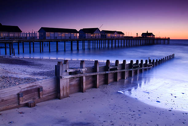 istock Pier in the break of dawn 185507909