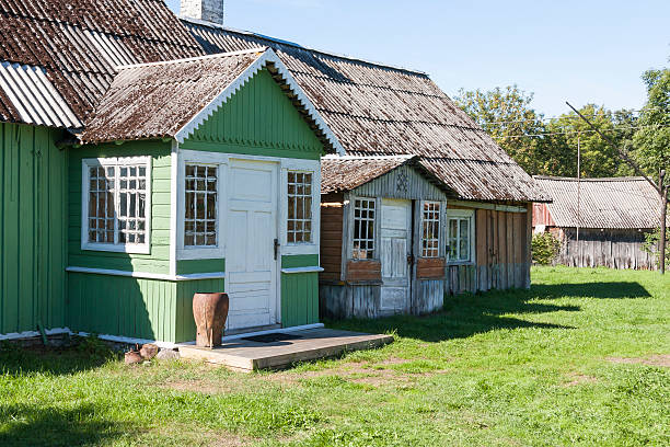 istock Front side of old houses 185515127