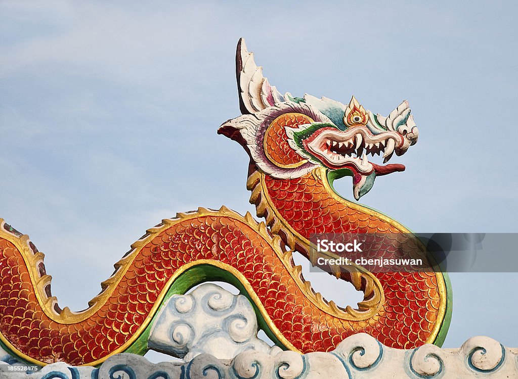 La Red dragon estado en cielo de fondo - Foto de stock de Arquitectura libre de derechos