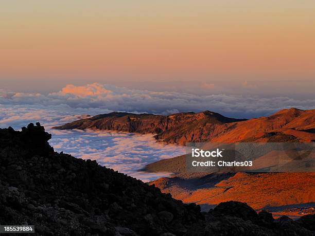 Widok Na Teide - zdjęcia stockowe i więcej obrazów Bez ludzi - Bez ludzi, Brzask, Chmura