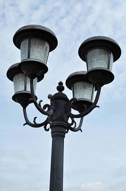 istock street lamp 185540158