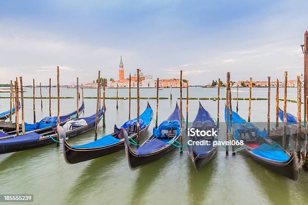 Gôndola Barcos E Igreja De San Giorgio Veneza - Fotografias de stock e mais imagens de Ajardinado - Ajardinado, Antigo, Ao Ar Livre