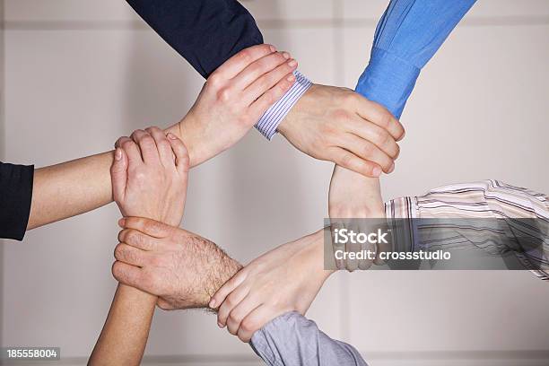 Menschen Die Einheit Stockfoto und mehr Bilder von Abmachung - Abmachung, Anzahl von Menschen, Berufliche Partnerschaft