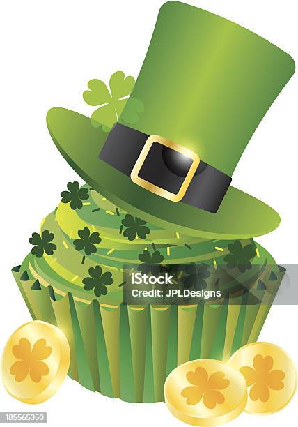 Vetores de St Cupcake De Dia Patricks Leprechaun Chapéu De Vetor e mais imagens de Bolinho