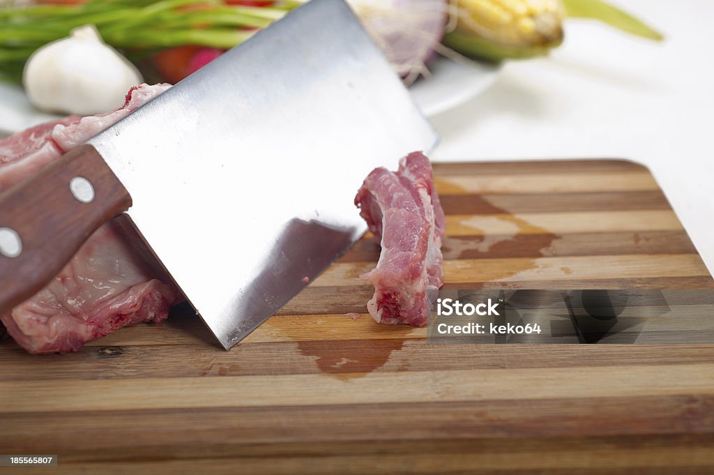 Frische Schweinerippchen und Gemüse - Lizenzfrei Block - Form Stock-Foto