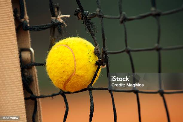 Photo libre de droit de Balle De Tennis banque d'images et plus d'images libres de droit de Activité - Activité, Balle de tennis, Champ