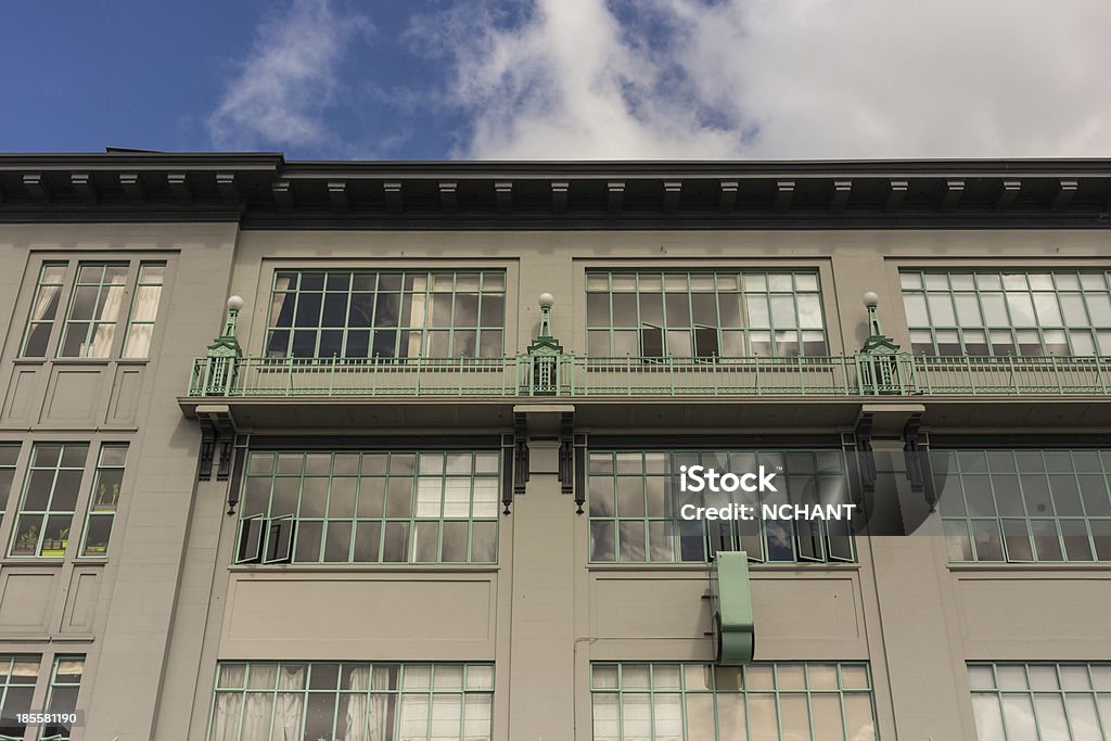 Twenties/30 A edificio principal del apartamento - Foto de stock de 1920-1929 libre de derechos