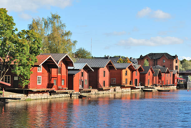 istock Porvoo in the evening 185594988