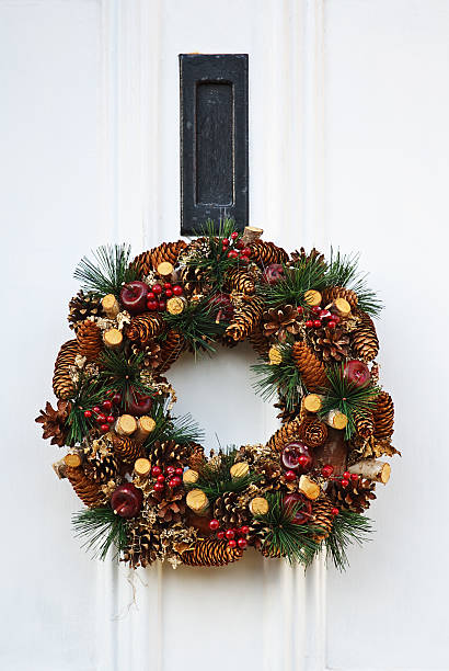 istock Festive Christmas wreath 185597453