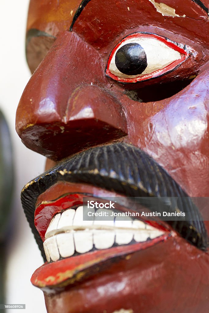 Máscara de madeira velha - Foto de stock de Adulto royalty-free