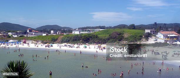 Marea De Gente - Fotografias de stock e mais imagens de Ao Ar Livre - Ao Ar Livre, Areia, Brasil