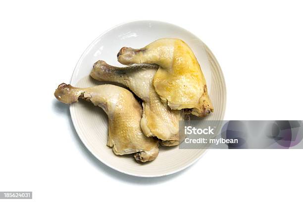 Bollito Pollo Su Sfondo Bianco - Fotografie stock e altre immagini di Alimentazione sana - Alimentazione sana, Animale, Arrosto - Cibo cotto